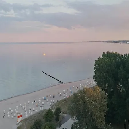 Modernes Reihenhaus Mit Wlan In Am Mueritzsee