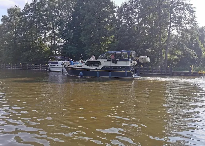 Reihenhaus Mit Wlan In Am Mueritzsee